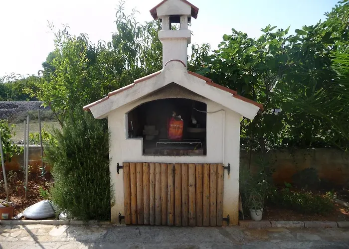 With A Parking Space - 12948 * Vir