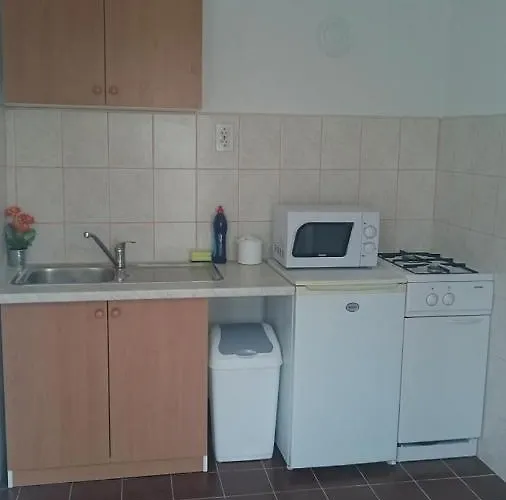 Apartman With A Parking Space - 12948 *