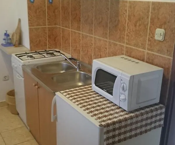 Apartman With A Parking Space - 12948 Vir