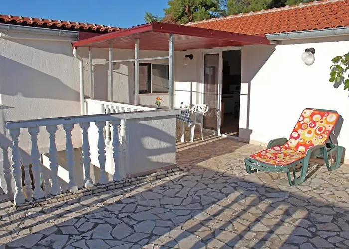 Apartman With A Parking Space - 12948