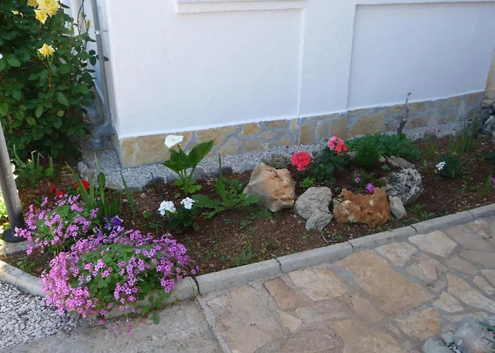 With A Parking Space - 12948 Apartman