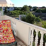 Lägenhet With A Parking Space - 12948